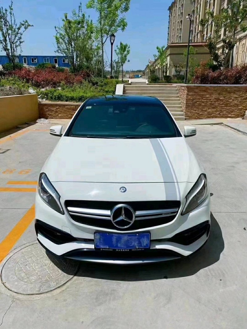东营16年奔驰A1