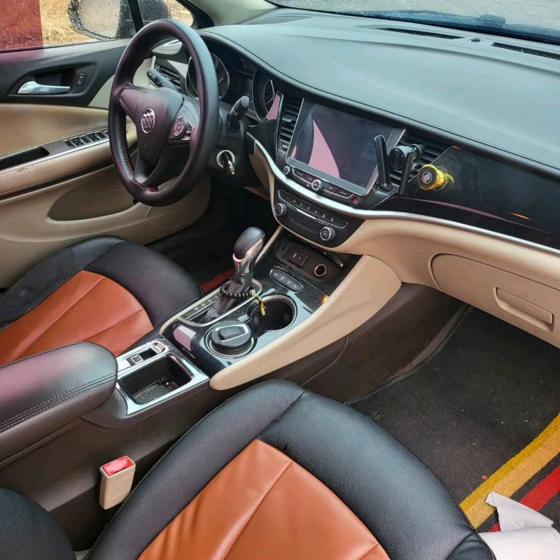 枣庄16年别克威朗5