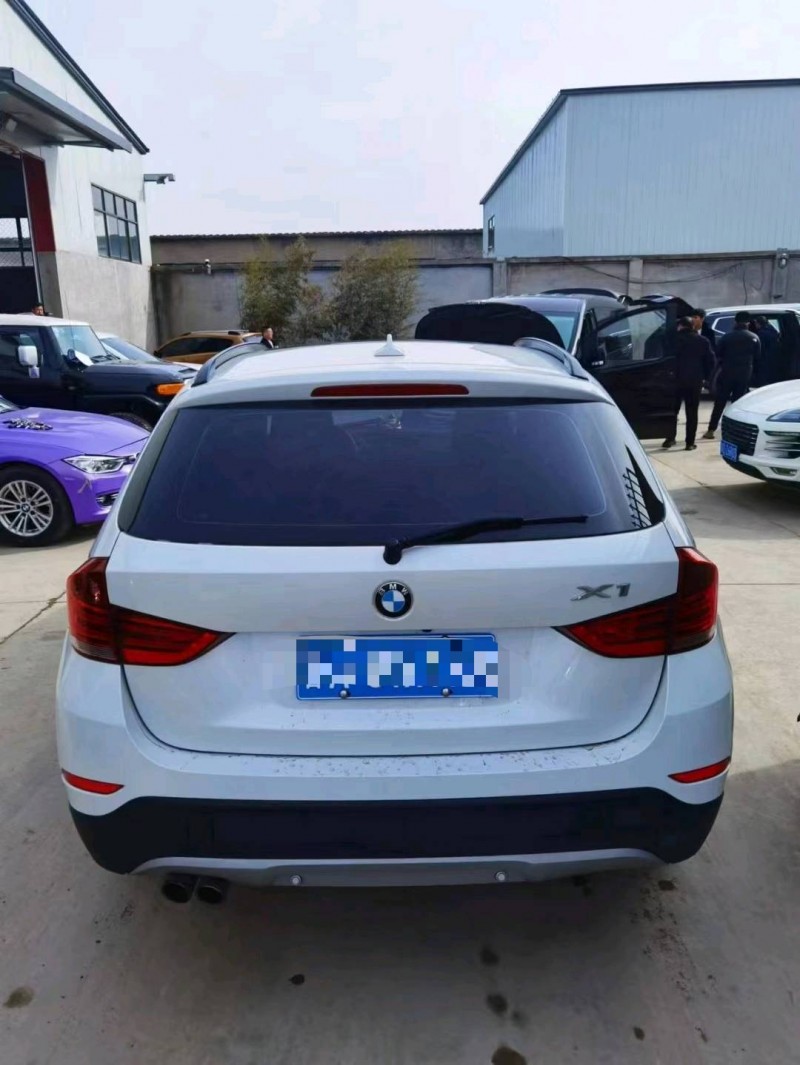 保定15年宝马X19