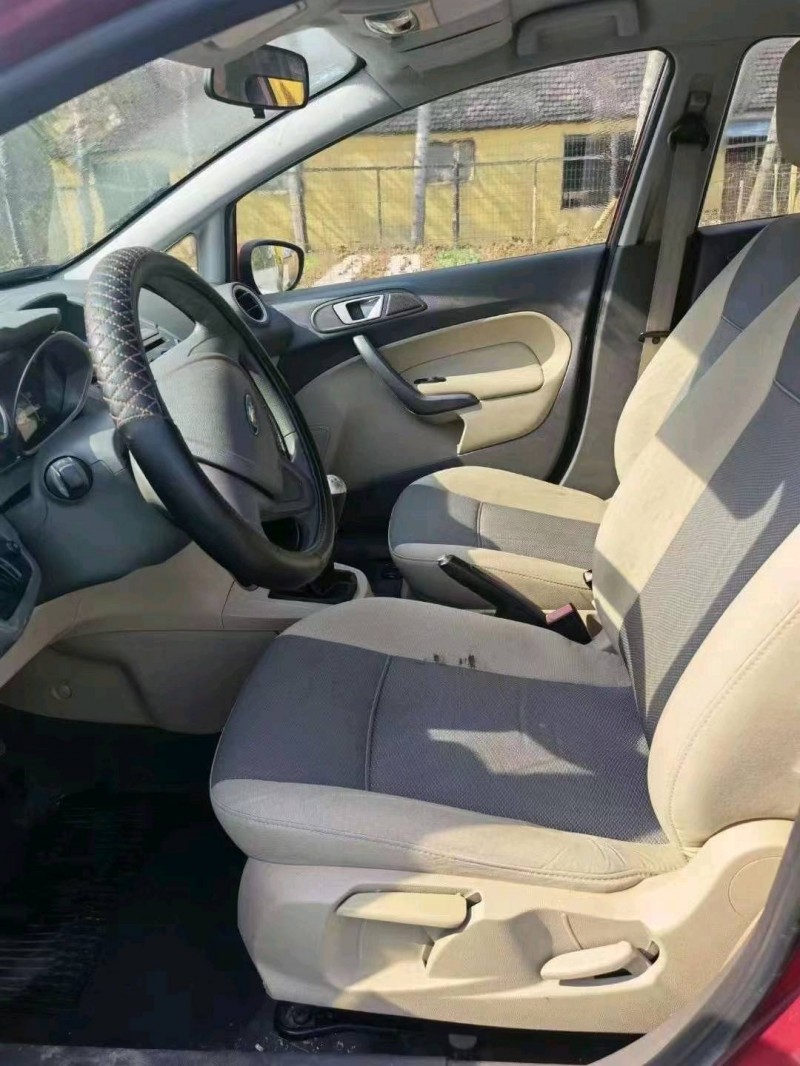 临沂12年福特嘉年华6