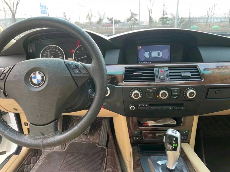 邯郸09年宝马5系3