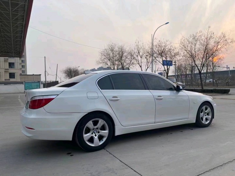 邯郸09年宝马5系8