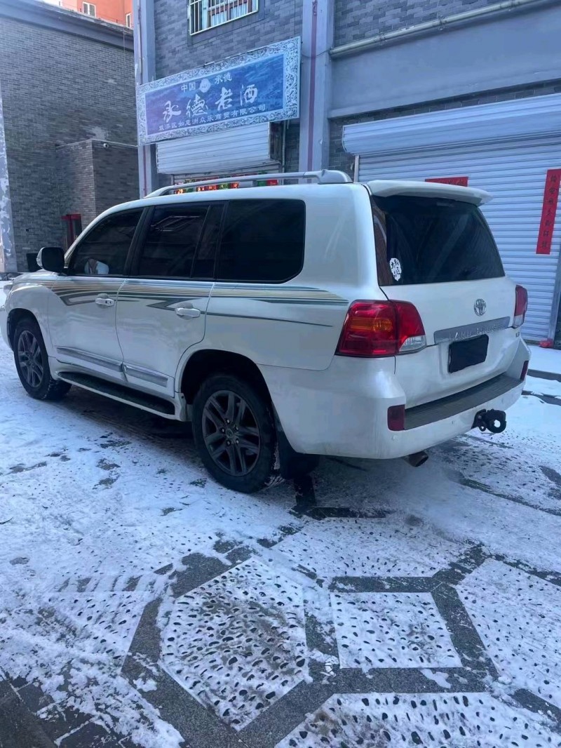 邯郸16年丰田兰德酷路泽4