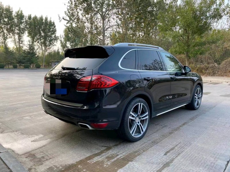 邯郸13年保时捷卡宴9