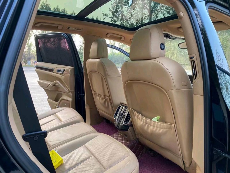 邯郸13年保时捷卡宴8