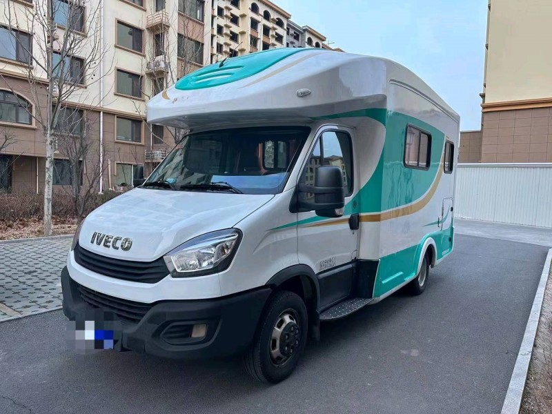 邯郸19年依维柯房车9