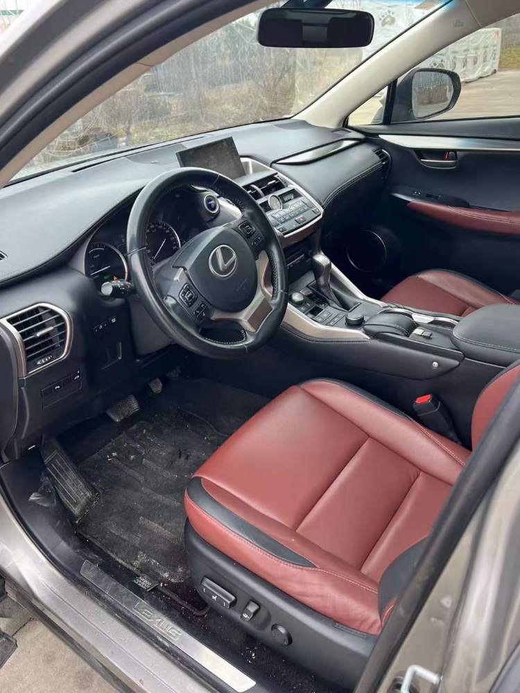 徐州15年雷克萨斯NX8