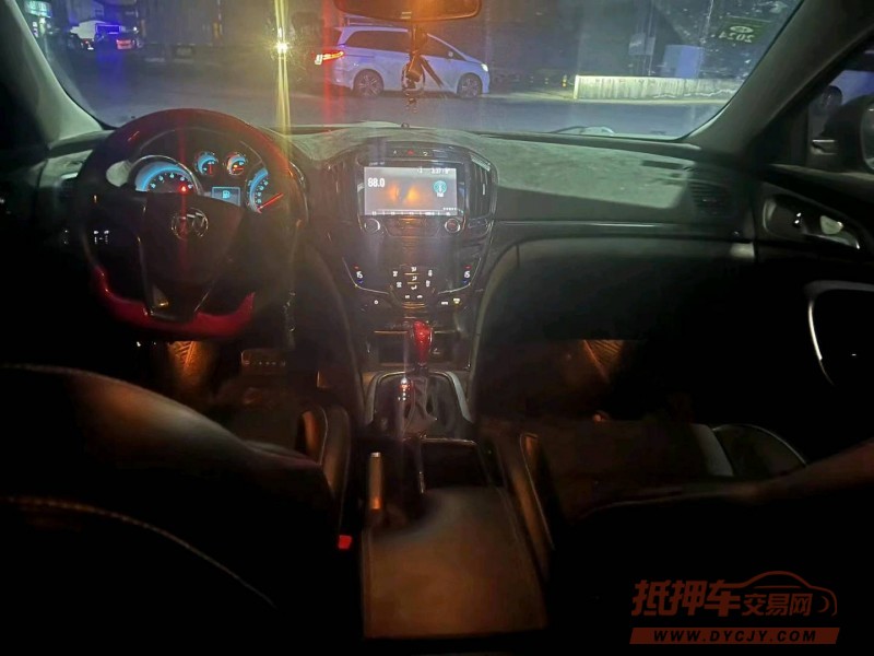 北京16年别克君威2