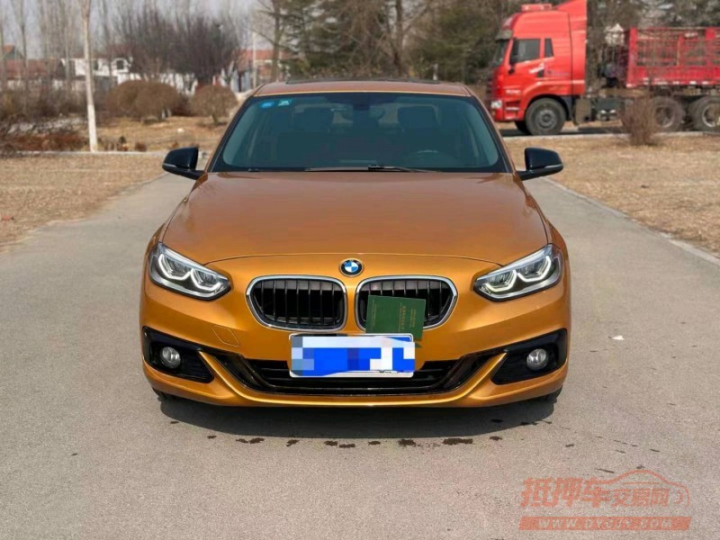 北京17年宝马1系9