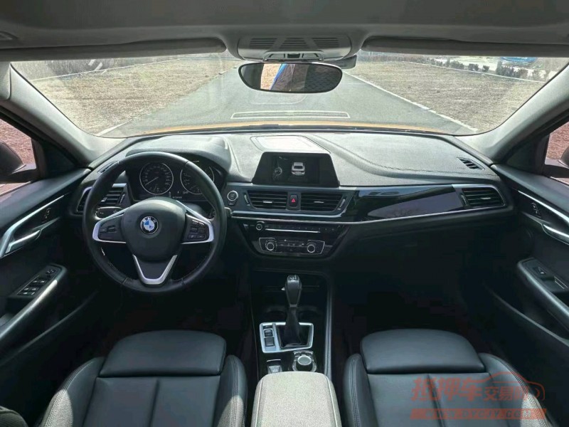 北京17年宝马1系6