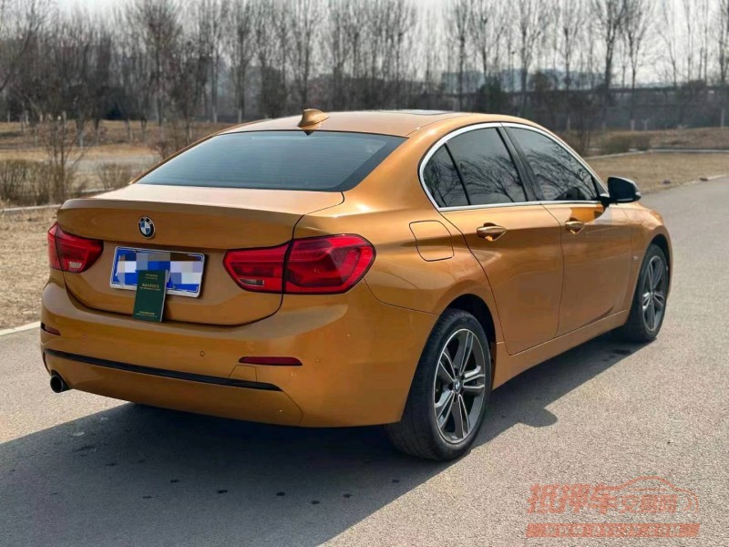 北京17年宝马1系3