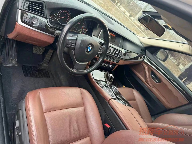 北京17年宝马5系8