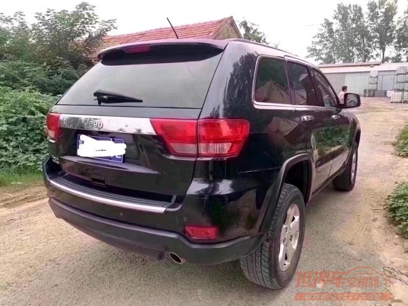 北京11年Jeep大切诺基8