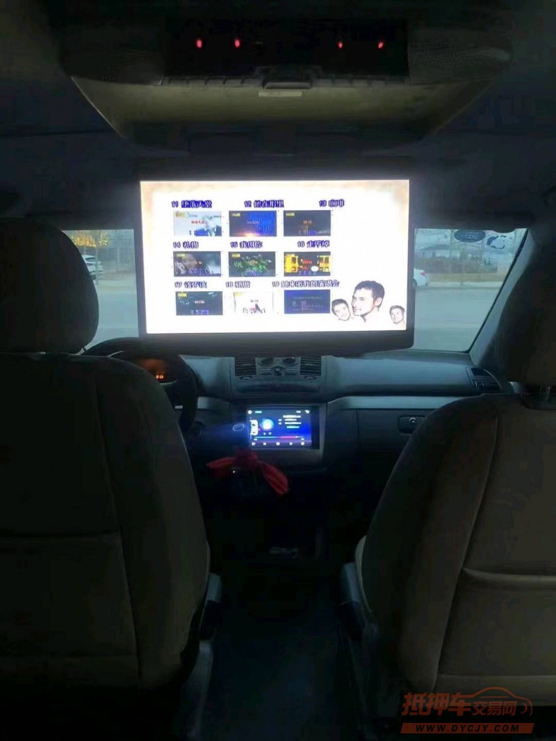 邯郸13年奔驰威霆8