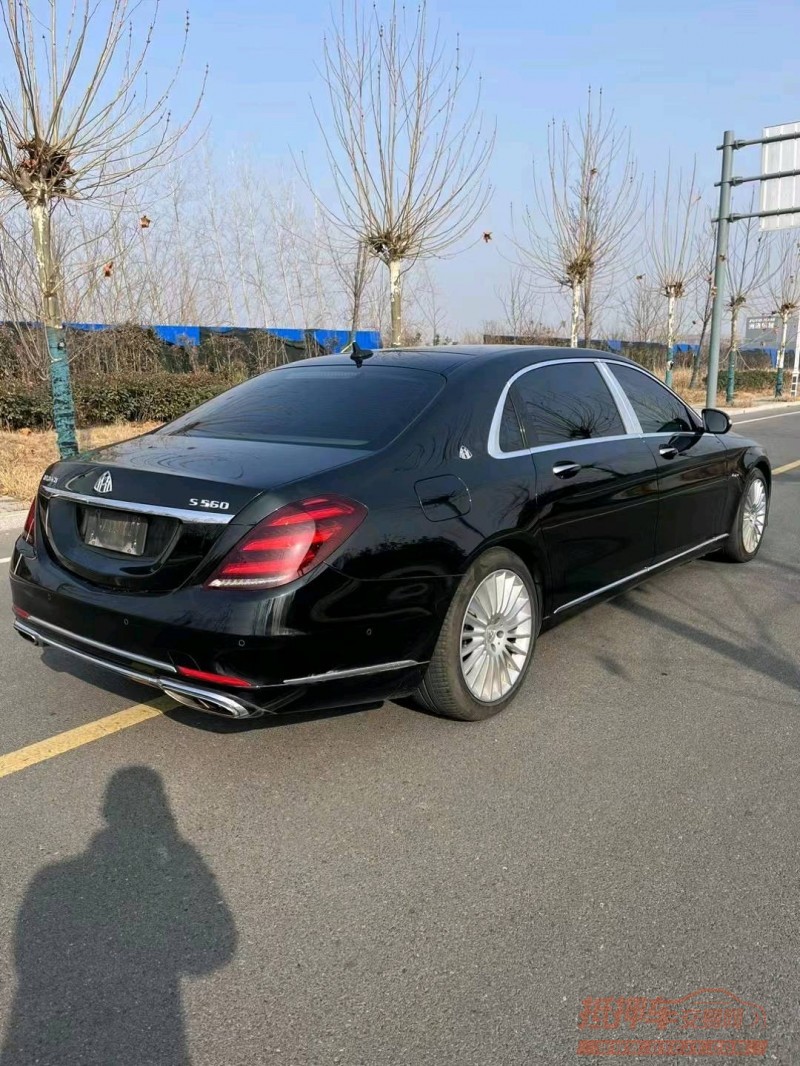 徐州18年奔驰迈巴赫S级2