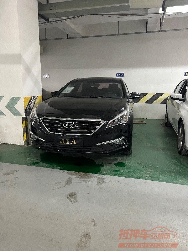 成都15年现代索纳塔九1