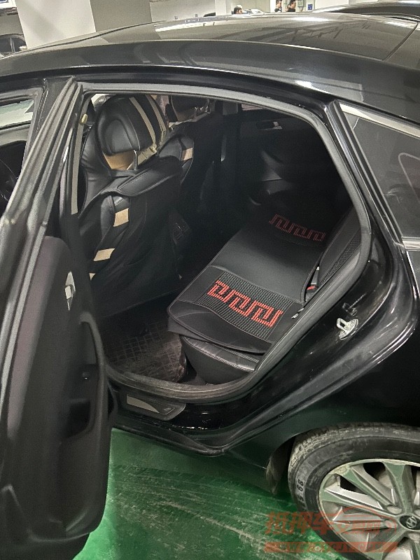 成都15年现代索纳塔九4