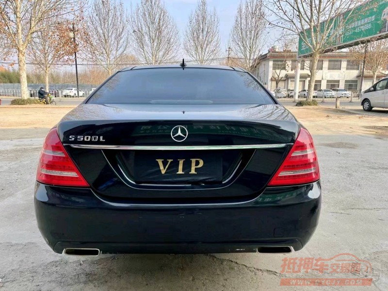 东营12年奔驰S8