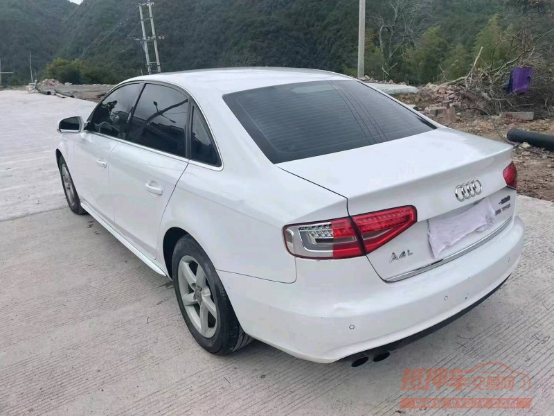 嘉兴14年奥迪A4L3