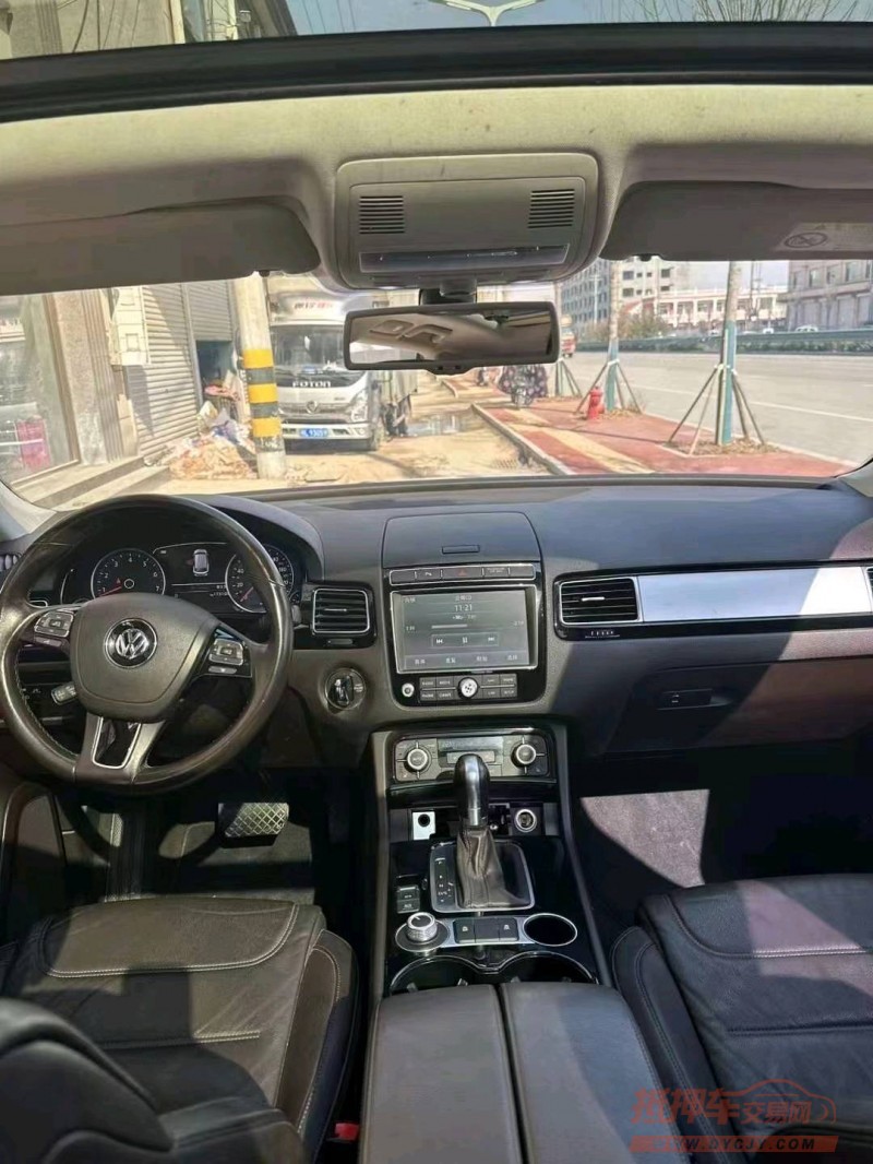 北京17年大众途锐7