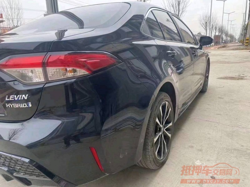 北京21年丰田雷凌4