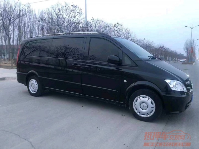 邢台13年奔驰威霆4