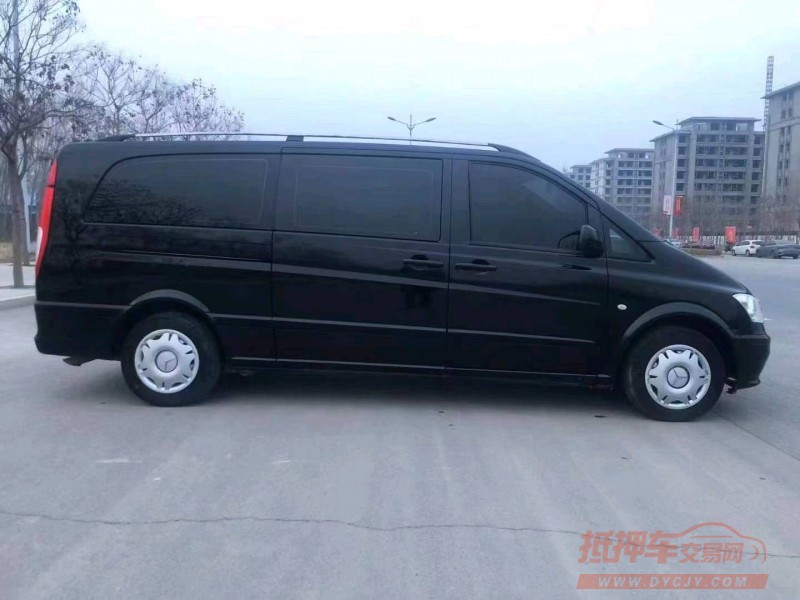 邢台13年奔驰威霆6