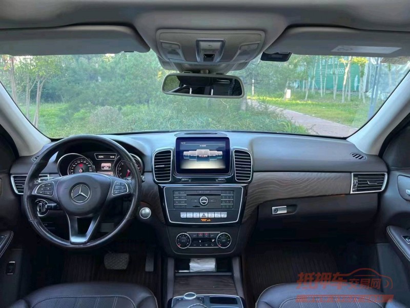 邯郸16年奔驰GLE3
