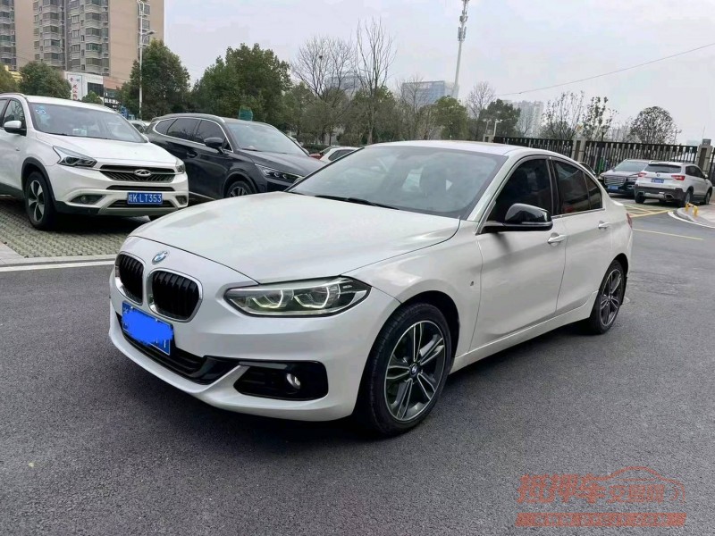 淮南18年宝马1系3