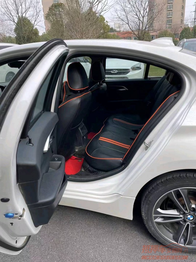 淮南18年宝马1系5