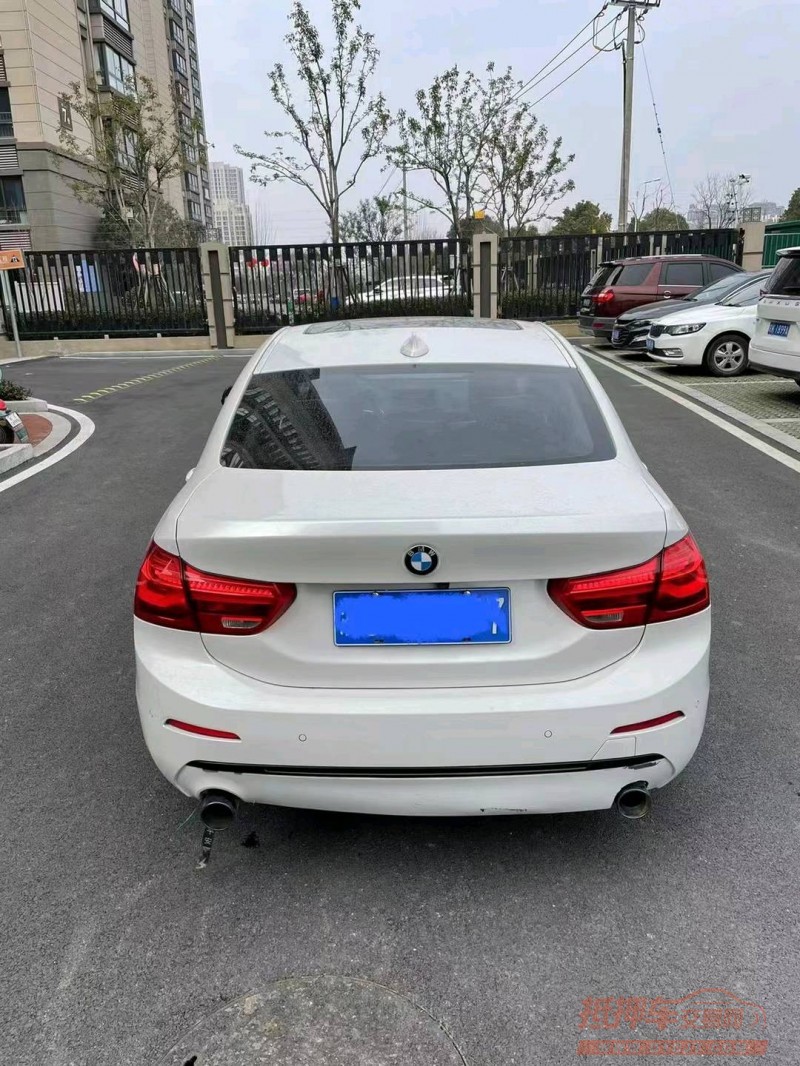 淮南18年宝马1系8