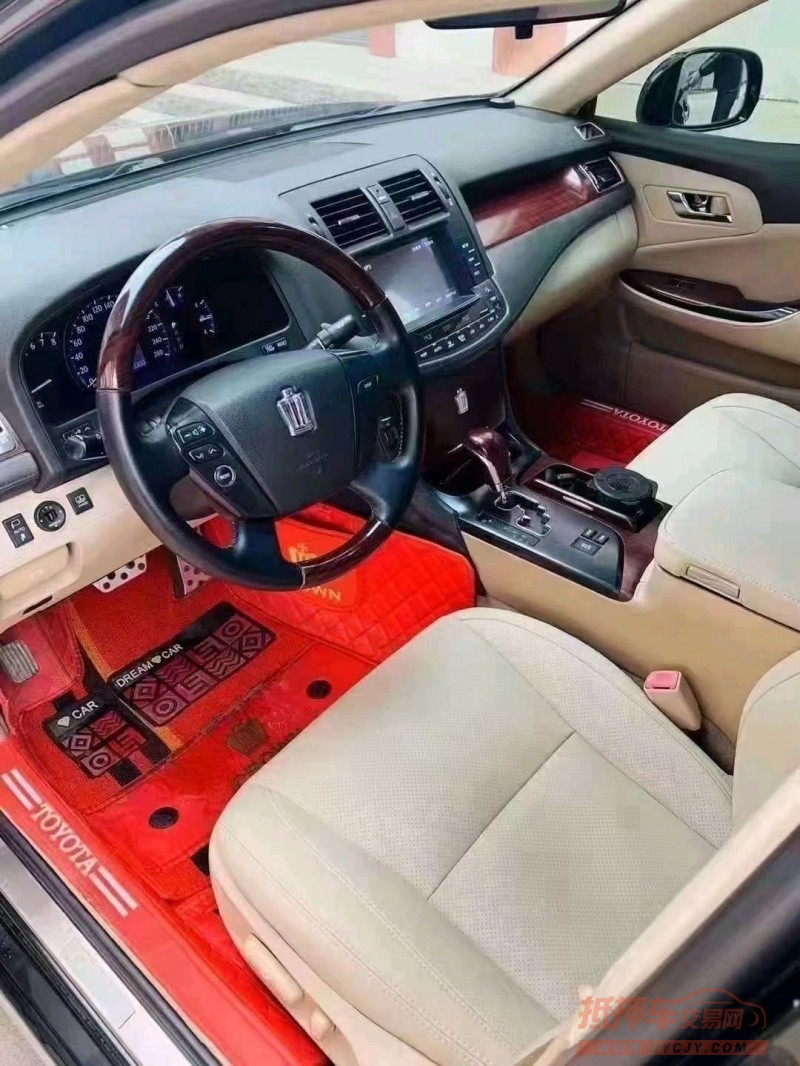 保定11年丰田皇冠4