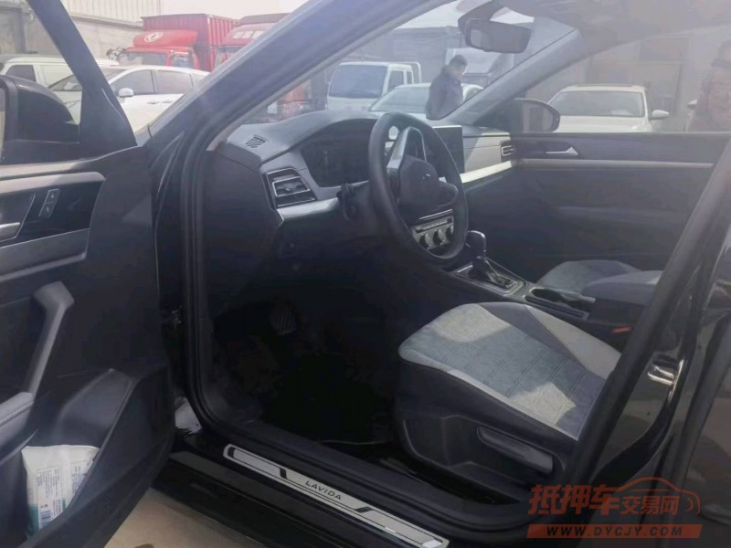 保定22年大众朗逸4