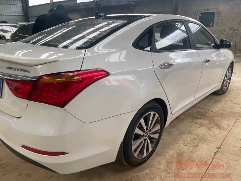 济南16年现代名图3