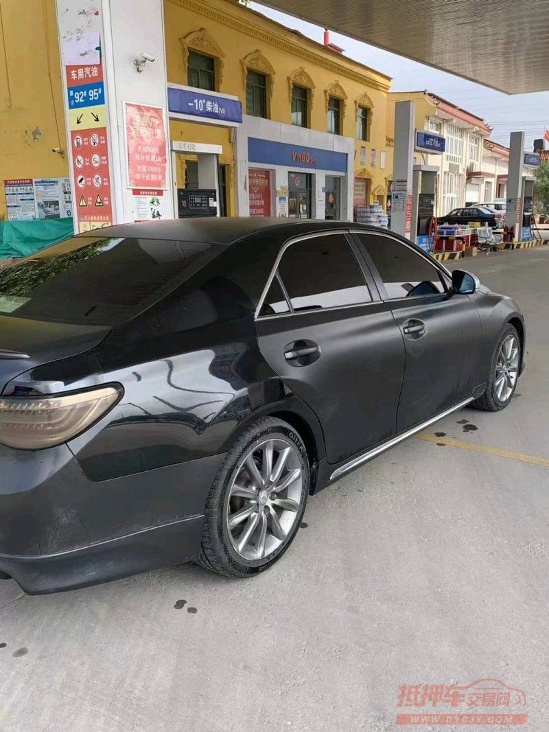 保定12年丰田锐志6