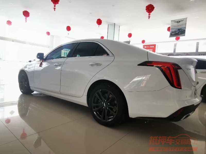 济宁21年凯迪拉克CT43