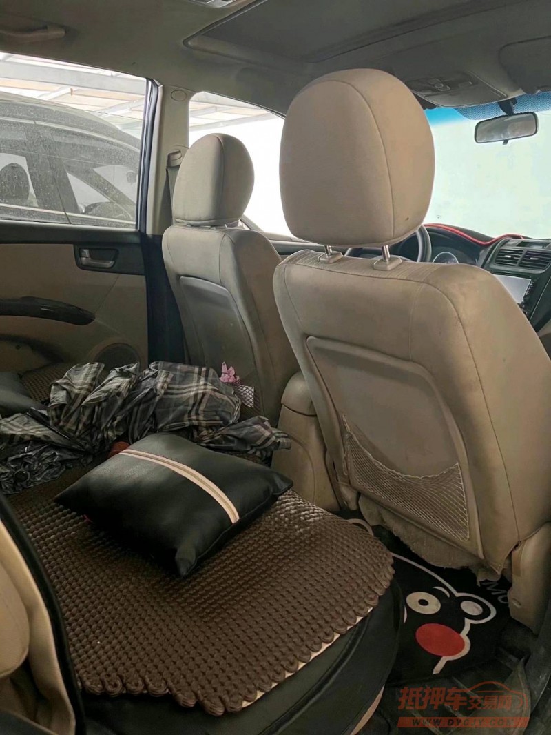 北京13年起亚智跑3