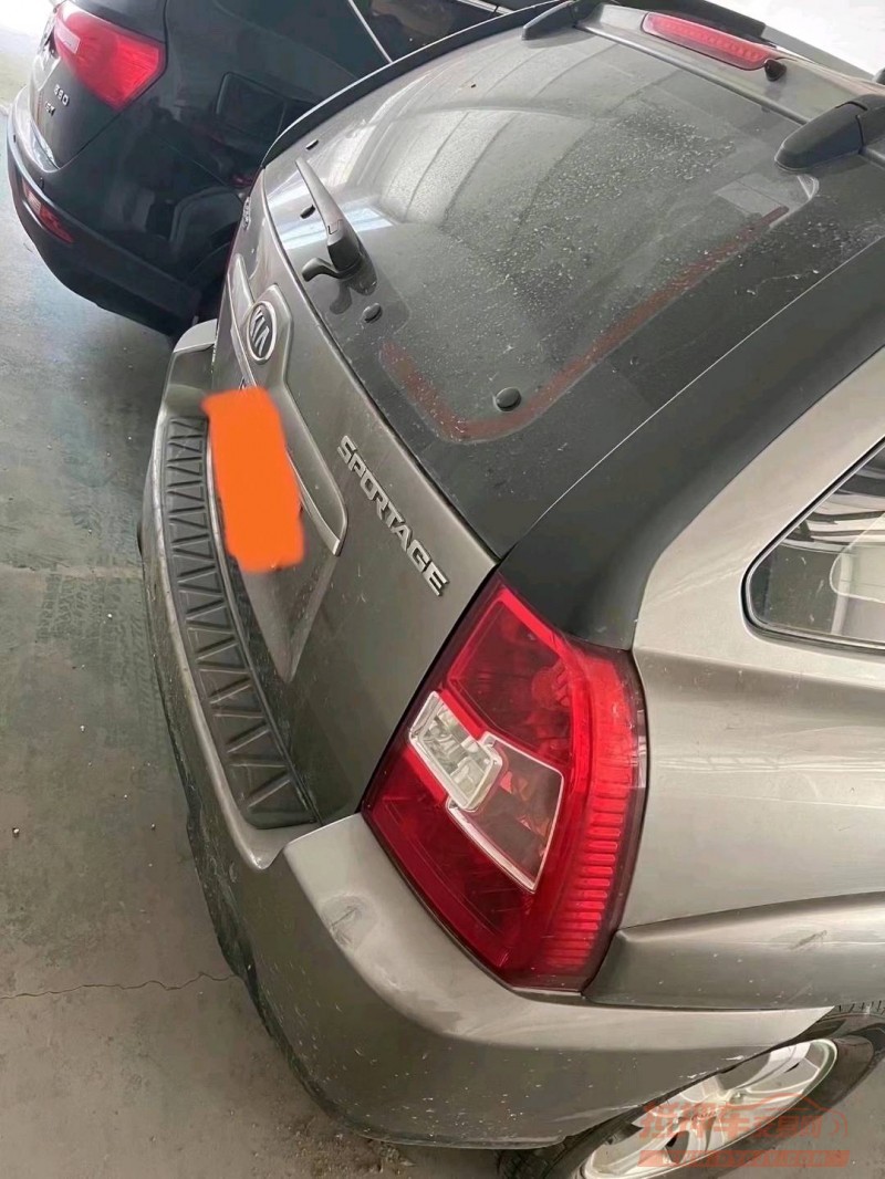 北京13年起亚智跑7