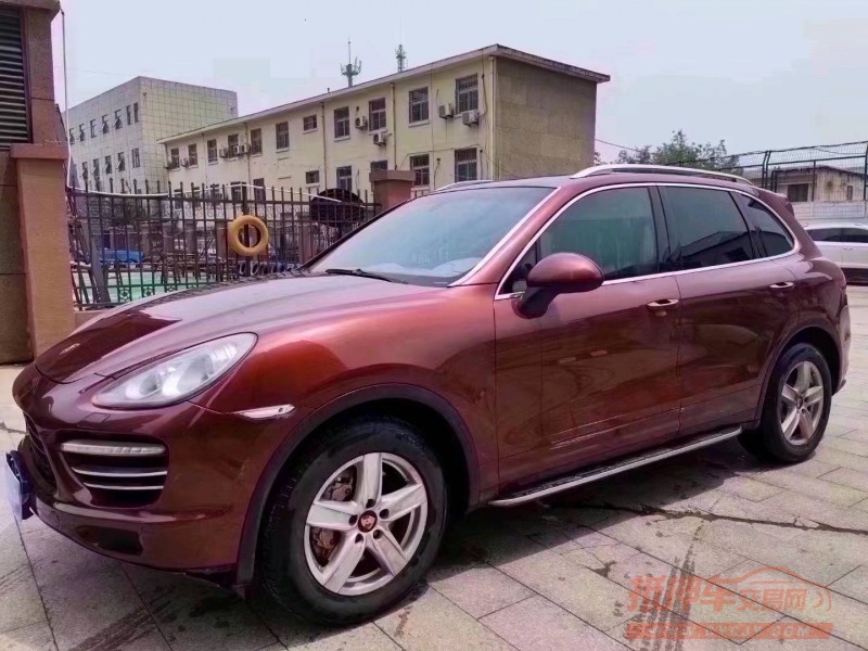 北京13年保时捷卡宴4