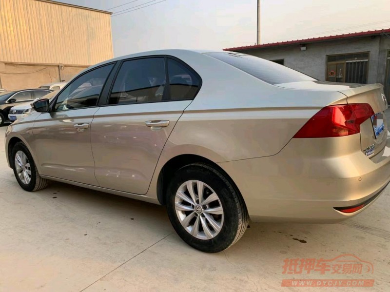 保定18年大众宝来5