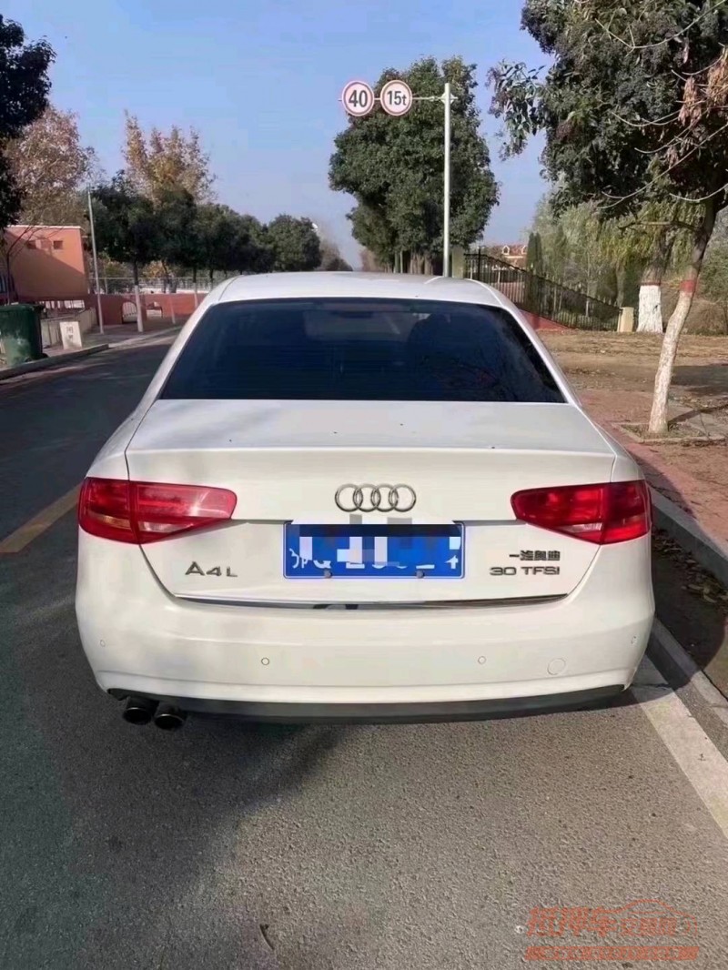 北京15年奥迪A4L3