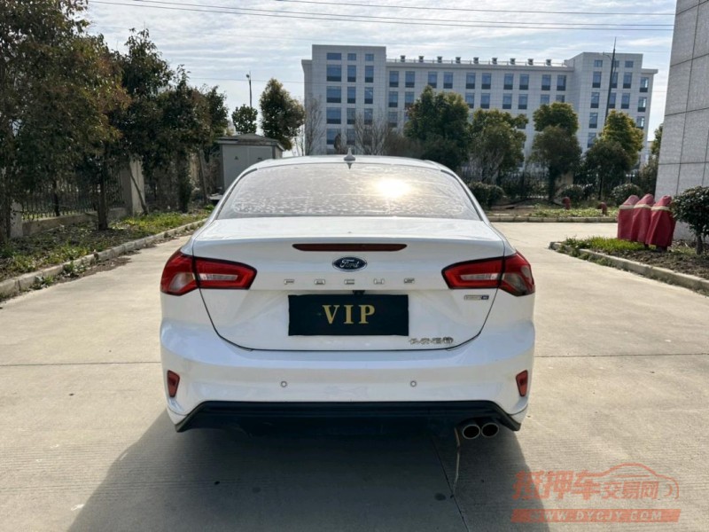 盐城19年福特福克斯5