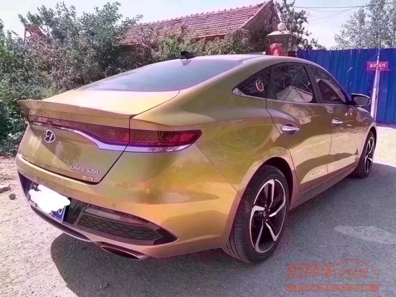 北京18年现代菲斯塔8