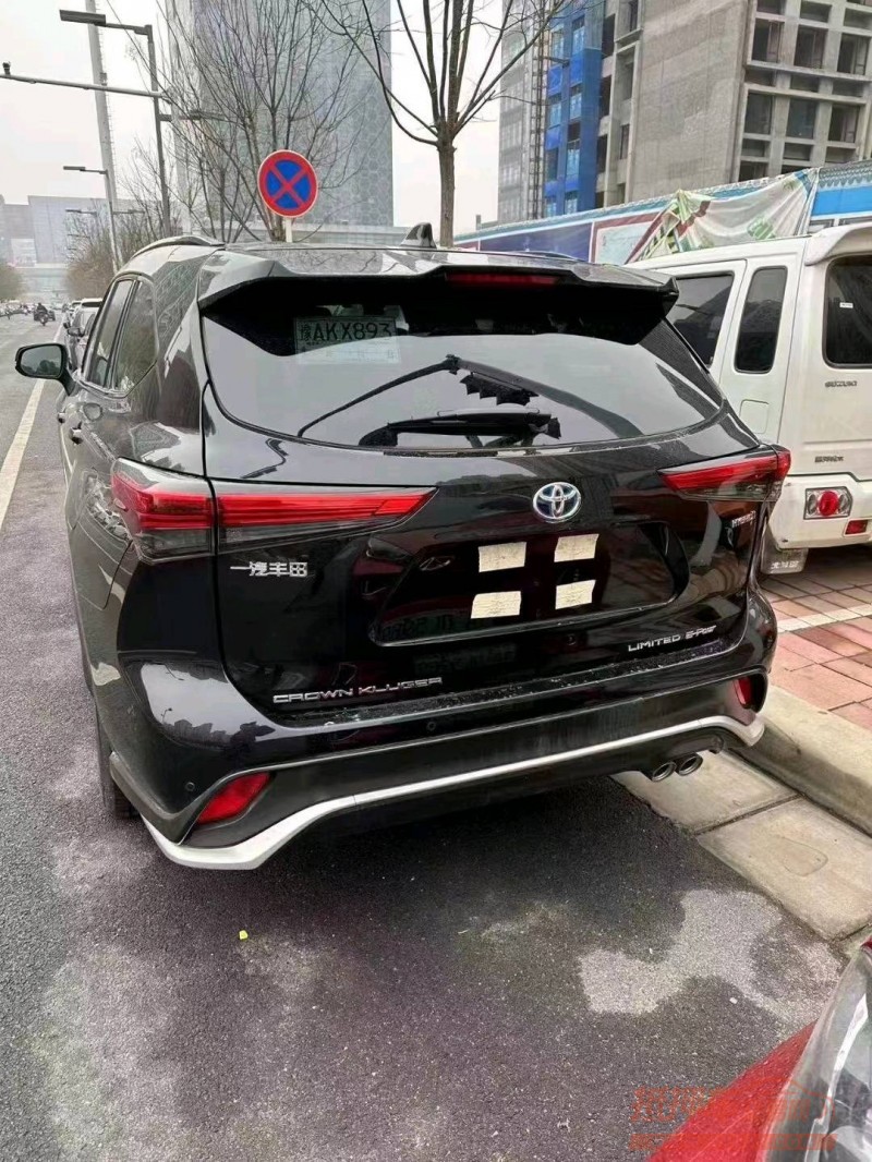 北京23年丰田皇冠2