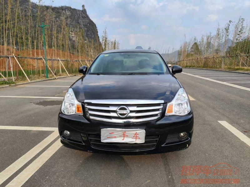 汕頭18年日產軒逸1