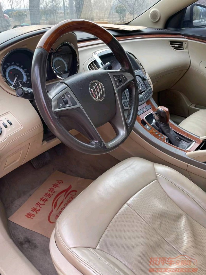 保定12年别克君越4