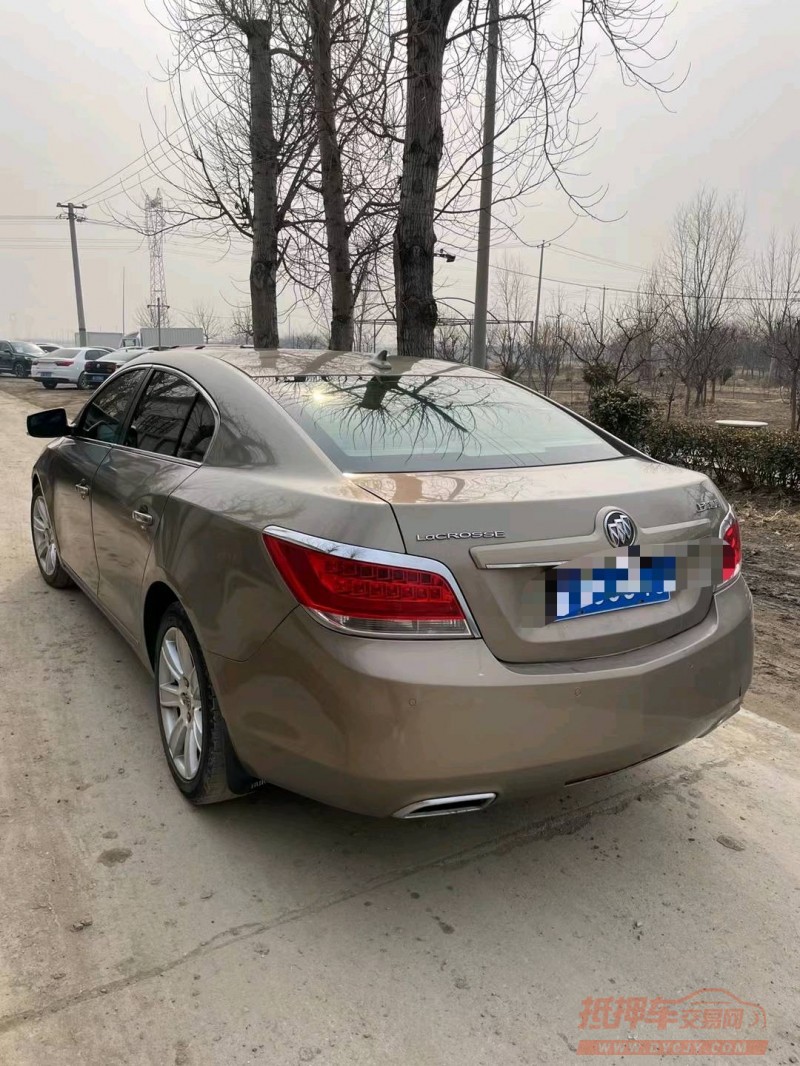 保定12年别克君越8