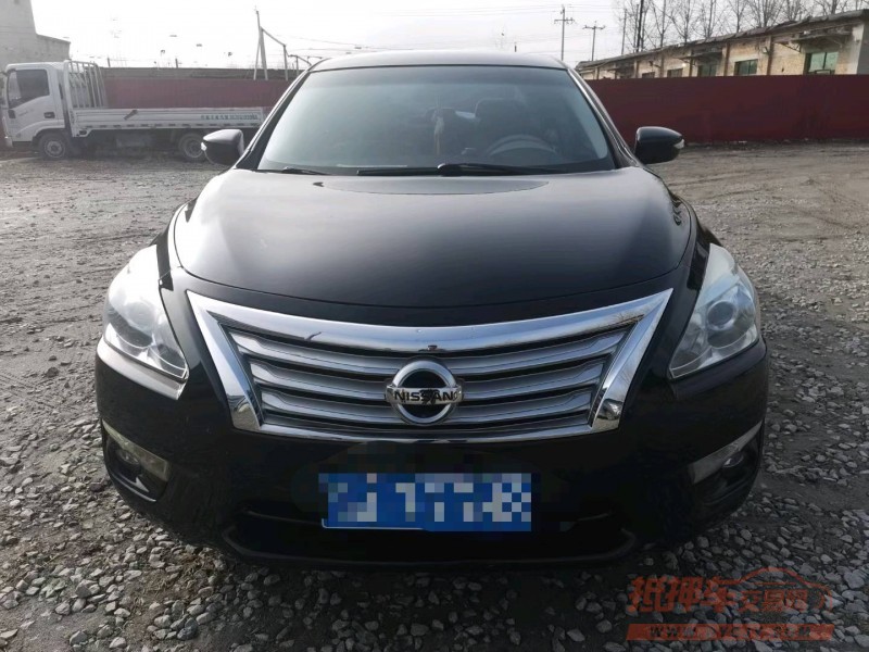 保定13年日产天籁1