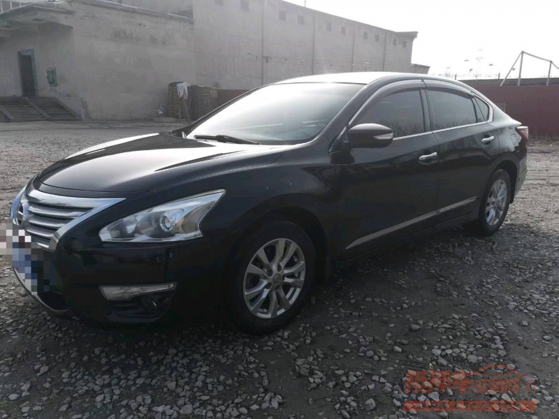 保定13年日产天籁2