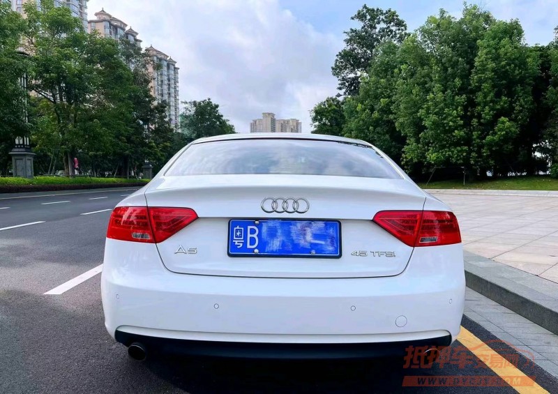 广州16年奥迪A58